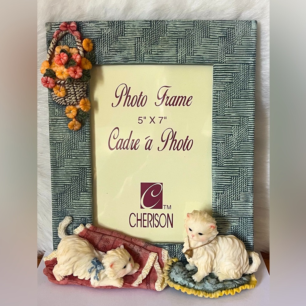 Adorable 3D Cats Kittens Picture Frame